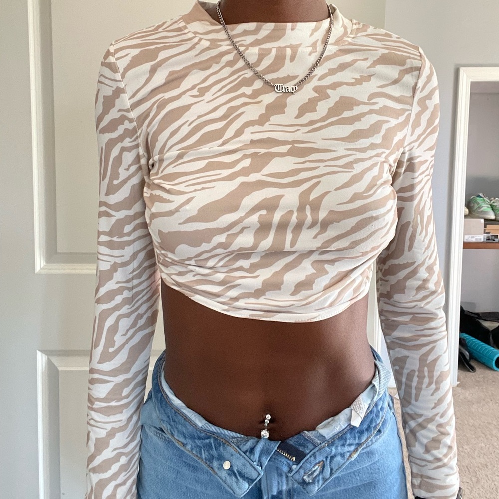 Shein long sleeve crop top